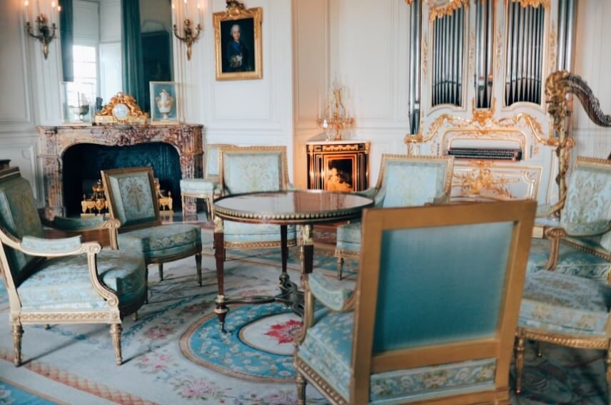 Greenacres antique buyers & Estate liquidators. Updated 2025